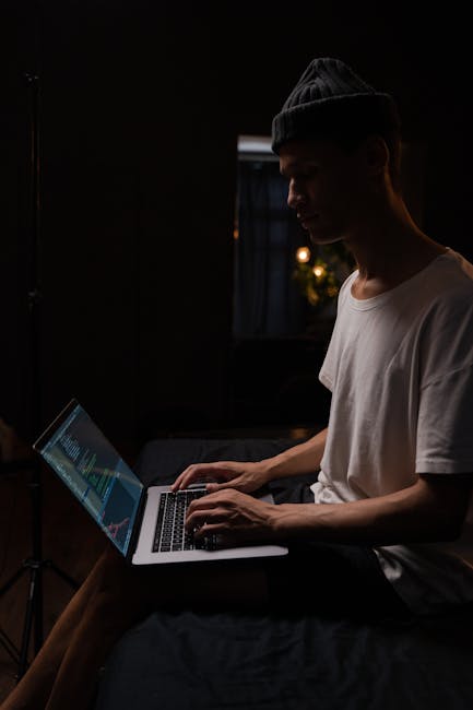 プログラミング学習の教材とノートパソコン